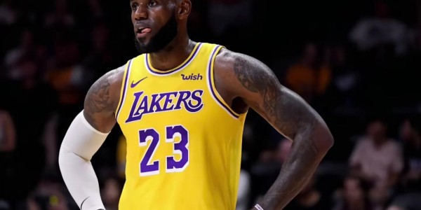 官方博彩-杨毅：詹姆斯反对者的最大狂欢 是2011年三巨头热火输给小牛