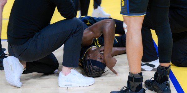 FIFA Club World Cup-巴特勒是份明年到期的垃圾合同 只能换合同更垃圾的大帝&amp;amp;乔治&amp;amp;AD